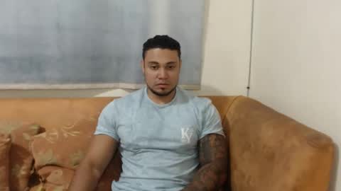 Snapshot of michelle_allen0104 chatting on 20, 10, 2025 michelle_allen0104 online show from 20, 10, 2025