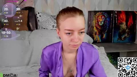 Snapshot of michelle_blond chatting on 18, 10, 2025 michelle_blond online show from 18, 10, 2025