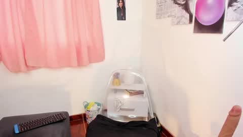 Snapshot of michelle_se chatting on 6, 3, 2025 Michelle online show from 6, 3, 2025