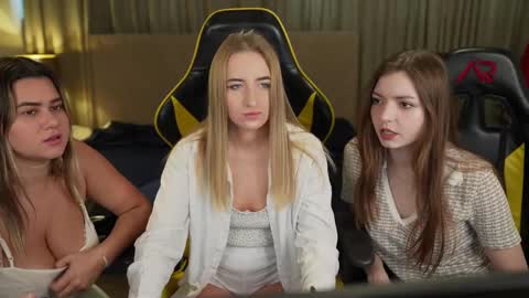 Michelle online show from 15, 2, 2025