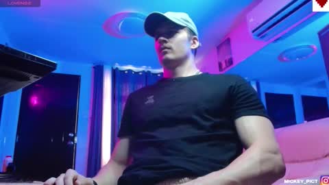 Mickey online show from 8, 11, 2025