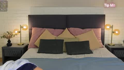micky___love online show from 17, 7, 2026