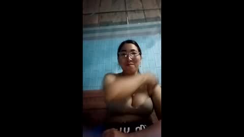 Snapshot of mickye00 chatting on 8, 5, 2026 Miky online show from 8, 5, 2026