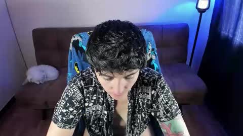 Blue online show from 4, 11, 2025