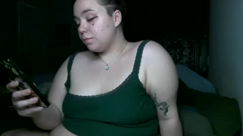 midnight_miss online show from 10, 4, 2026