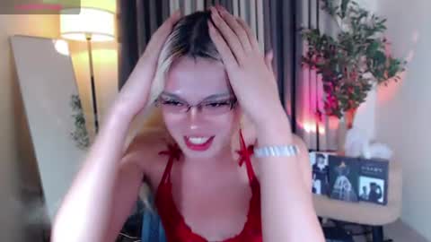 Snapshot of midnight_muse_18 chatting on 7, 7, 2026 Marie Antoinette online show from 7, 7, 2026