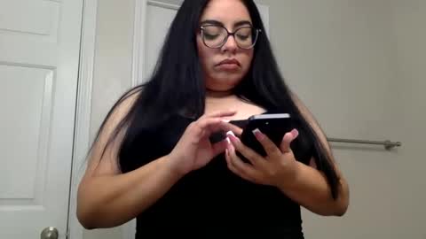 midnightbruja111 online show from 26, 10, 2025