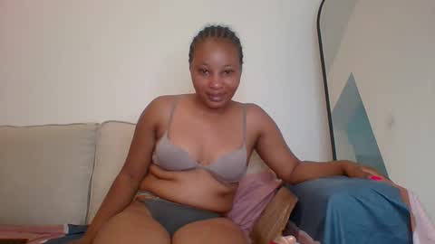 Snapshot of midnightcharm1 chatting on 29, 11, 2025 midnightcharm1 online show from 29, 11, 2025