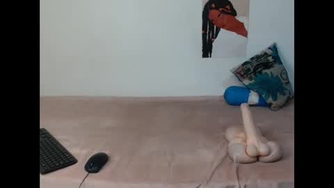 midnightsinx online show from 15, 4, 2026