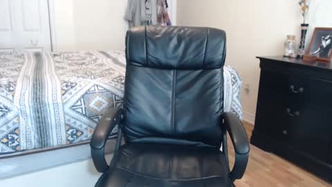 MidsummerNightsDream online show from 28, 2, 2025