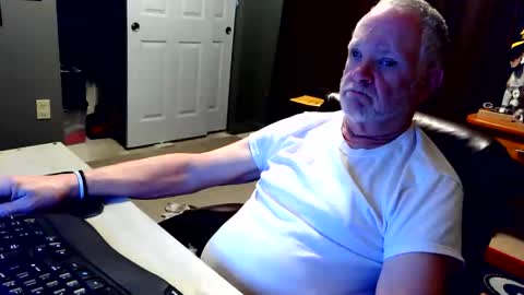 midwestdad09 online show from 1, 12, 2025