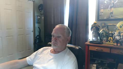 Snapshot of midwestdad09 chatting on 29, 6, 2026 midwestdad09 online show from 29, 6, 2026