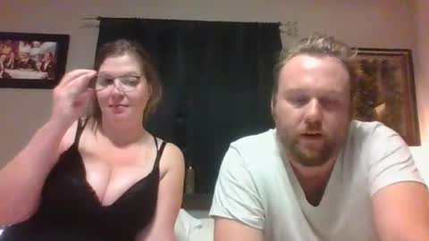 midwestlovers1990 online show from 1, 11, 2025