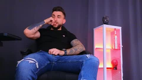 MightyAaron online show from 17, 2, 2025