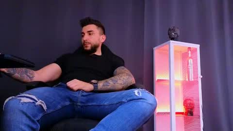 MightyAaron online show from 8, 3, 2025