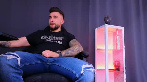 MightyAaron online show from 11, 3, 2025