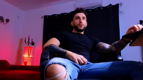 MightyAaron online show from 9, 11, 2025