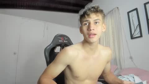 Miguel Hernandez online show from 4, 3, 2025