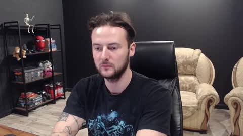 Misha Winchester online show from 5, 12, 2025