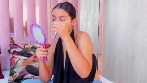 Snapshot of miia_palmerr chatting on 21, 9, 2025 Mia online show from 21, 9, 2025
