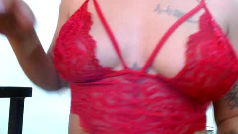 miia online show from 31, 12, 2024