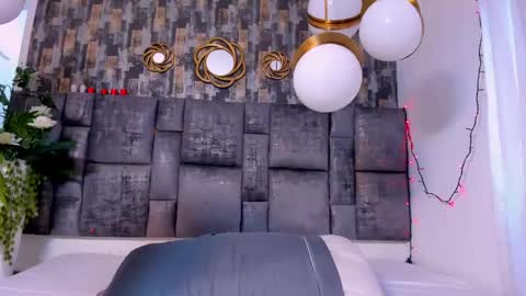 MiaTauro online show from 16, 3, 2026