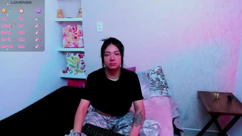 Snapshot of miichael_black chatting on 24, 4, 2026 Michael Black online show from 24, 4, 2026