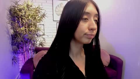 miilu  online show from 21, 2, 2025