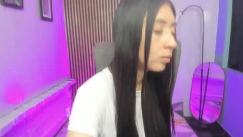 miilu  online show from 13, 5, 2026