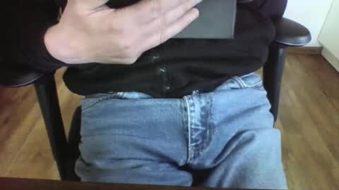 mik online show from 11, 3, 2025