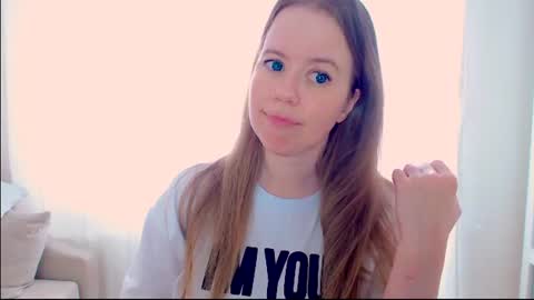 Mikaella online show from 24, 6, 2026