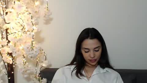 Mika online show from 30, 10, 2025