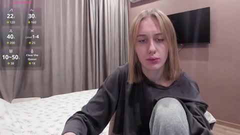 Mika online show from 7, 11, 2025