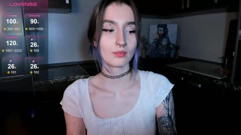 Mika online show from 7, 10, 2025