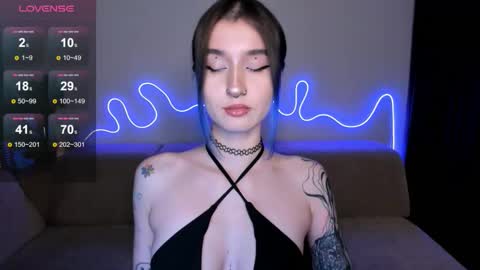 Mika online show from 13, 11, 2025