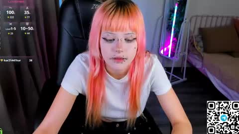 Snapshot of mika_vatashi chatting on 22, 5, 2026 Mika online show from 22, 5, 2026