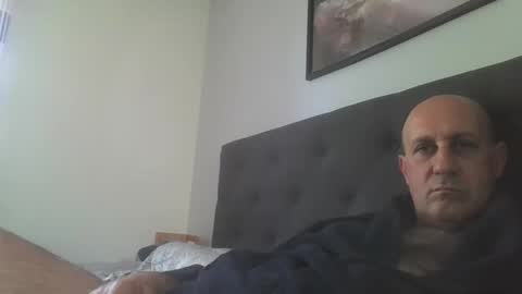 mikael_r52 online show from 1, 6, 2026