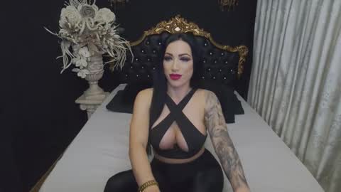 Mikaela online show from 20, 11, 2025