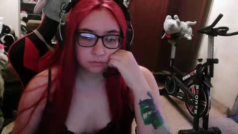 Mika online show from 17, 4, 2026