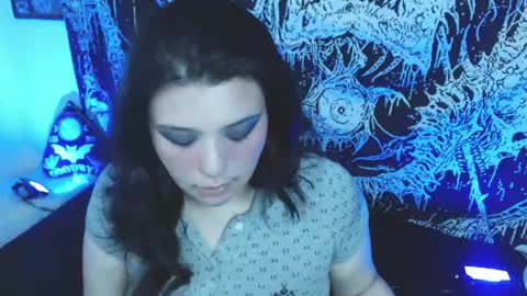 Mika online show from 15, 4, 2026