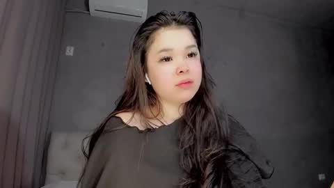 mikasssu online show from 10, 1, 2025