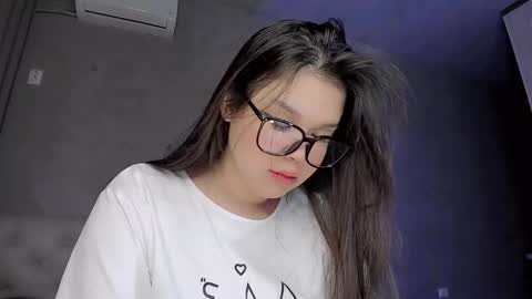 mikasssu online show from 20, 1, 2025