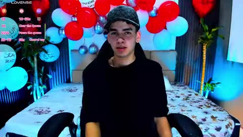 Mike 0233 online show from 16, 2, 2025