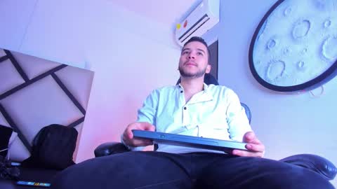 Snapshot of mike_256 chatting on 4, 2, 2026 Mike online show from 4, 2, 2026