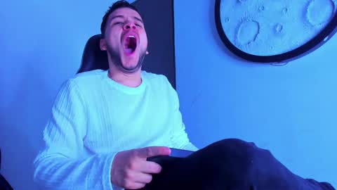 Snapshot of mike_256 chatting on 27, 2, 2026 Mike online show from 27, 2, 2026