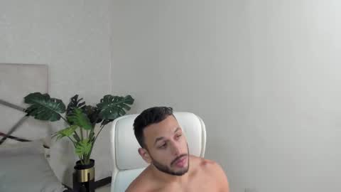 Mike Belle online show from 28, 2, 2025