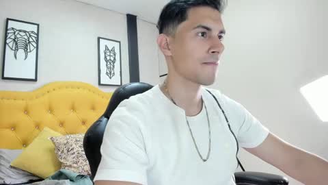 Mike online show from 2, 4, 2026