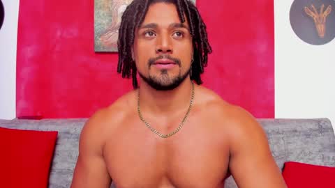 Snapshot of mike_estevess chatting on 13, 12, 2024   online show from 13, 12, 2024