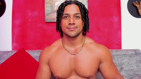 Snapshot of mike_estevess chatting on 20, 12, 2024   online show from 20, 12, 2024