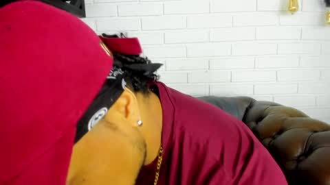 Snapshot of mike_estevess chatting on 28, 1, 2025   online show from 28, 1, 2025